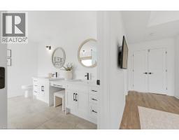 3634 VOSBURGH Place - 37