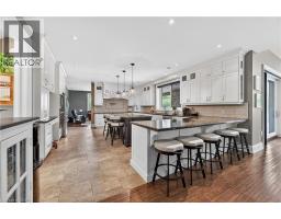 4580 CHERRY Avenue - 12