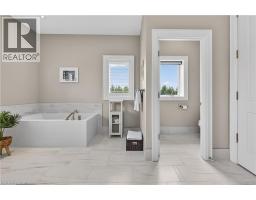 4580 CHERRY Avenue - 25