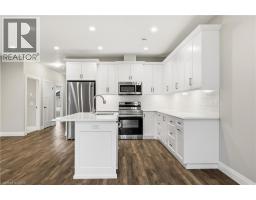 305 HENRY Street S - 11
