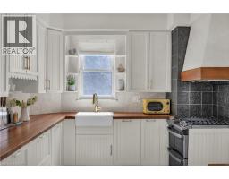 54 BRUCE Street - 11