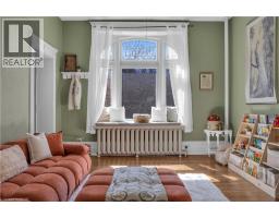 54 BRUCE Street - 15