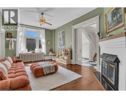 54 BRUCE Street - 16