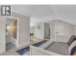 54 BRUCE Street - 30
