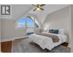 54 BRUCE Street - 34