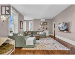 54 BRUCE Street - 5