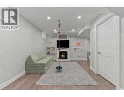 82 SUMMERBERRY Way - 32