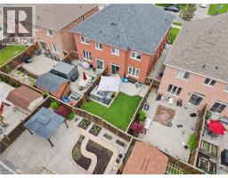 82 SUMMERBERRY Way - 43