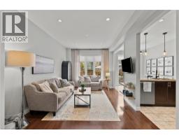 82 SUMMERBERRY Way - 8