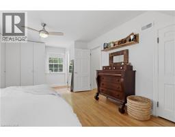 115 ROSLIN Avenue S - 17