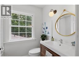 115 ROSLIN Avenue S - 19