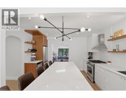 115 ROSLIN Avenue S - 9