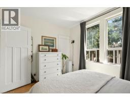 152 LONDON Street S - 32