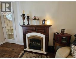 120 LYNNDALE Road - 12