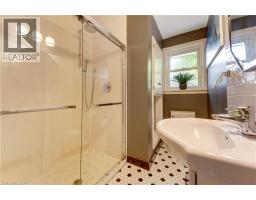 90 ARLINGTON Boulevard - 16
