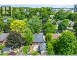 90 ARLINGTON Boulevard - 42
