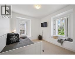 360 LOUISA Street - 23
