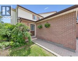 25 VALLEYVIEW Drive UnitNo. 1 - 5