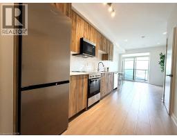 25 WELLINGTON Street S UnitNo. 705 - 1