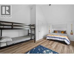 85373 MACKENZIE CAMP RRNo.3 Road N - 24