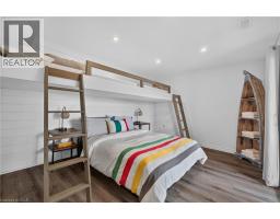 85373 MACKENZIE CAMP RRNo.3 Road N - 34