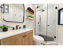 440 DUKE Street W - 21