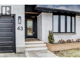 43 SOUTHVIEW Crescent - 4