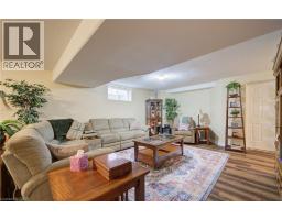 32 APPLEWOOD Street - 26
