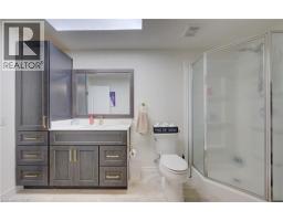 32 APPLEWOOD Street - 29