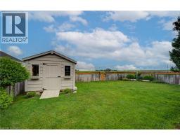 32 APPLEWOOD Street - 36