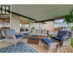 32 APPLEWOOD Street - 37
