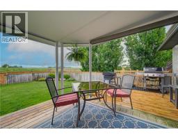 32 APPLEWOOD Street - 39