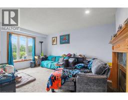 2100 KEVIN Crescent - 18