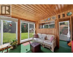 99 ELMHURST Drive - 25