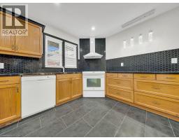 271 BEDFORD Road - 12
