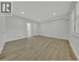 271 BEDFORD Road - 17