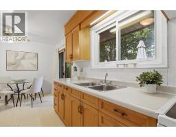 118 WILFRED Avenue - 12