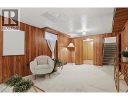 118 WILFRED Avenue - 24