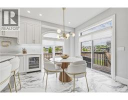 55 ROBARTS Drive - 18