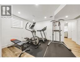 55 ROBARTS Drive - 45