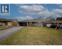 102 BYELAND Drive - 3
