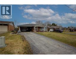102 BYELAND Drive - 4