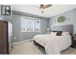 14 KENYON Crescent - 17