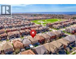 23 MCKNIGHT Avenue - 40