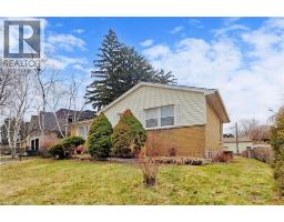 541 WINGROVE Crescent - 3