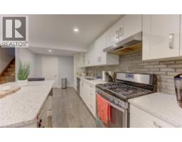 127 STRATHCONA Crescent - 33
