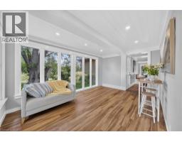 760 KINGSWAY Drive - 16