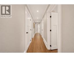 760 KINGSWAY Drive - 30
