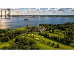 760 KINGSWAY Drive - 5