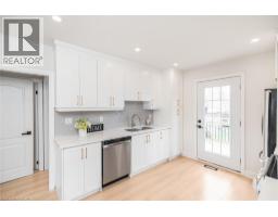 297 BRITANNIA Avenue - 16